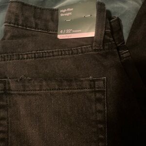 Men's Black High-Rise Straight Jeans